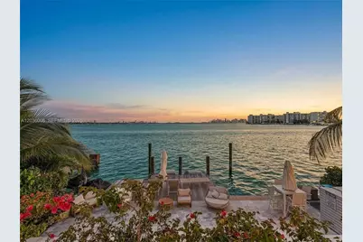 1930 Bay Dr #PH1, Miami Beach, FL 33141 - Photo 8