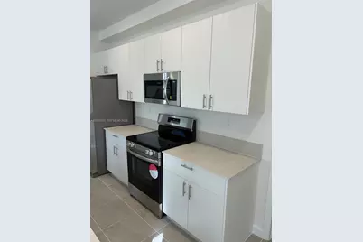 2342 SE 30th St, Homestead, FL 33035 - Photo 8