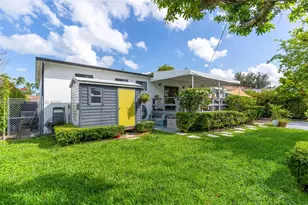 8281 SW 27th Ln, Miami, FL 33155 - Photo 22