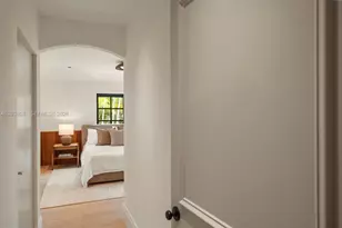 4727 N Bay Rd, Miami Beach, FL 33140 - Photo 38