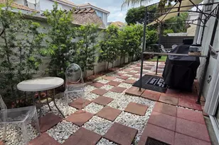 11253 NW 47th Ln, Doral, FL 33178 - Photo 16