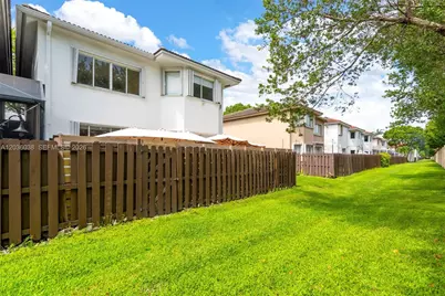 11203 NW 73rd Ter, Doral, FL 33178 - Photo 38
