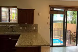 3227 Gifford Ln, Miami, FL 33133 - Photo 10