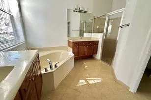 1831 Mariners Ln, Weston, FL 33327 - Photo 10