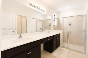 2450 SE 1st St, Homestead, FL 33033 - Photo 14