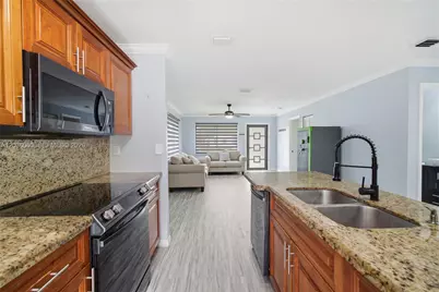 5001 SW 21st St, West Park, FL 33023 - Photo 10