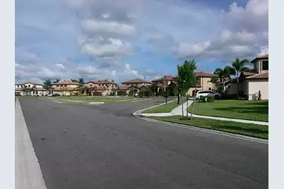 191 SE 35th Ave, Homestead, FL 33033 - Photo 6