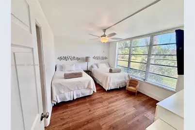3051 S Palm Aire Dr #102, Pompano Beach, FL 33069 - Photo 14