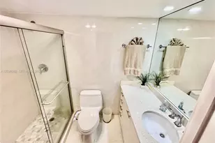 3051 S Palm Aire Dr, Pompano Beach, FL 33069 - Photo 12