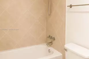 6770 Indian Creek Dr, Miami Beach, FL 33141 - Photo 10