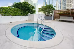 1300 Brickell Bay Dr, Miami, FL 33131 - Photo 38