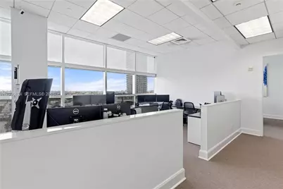 175 SW 7th St #1612, Miami, FL 33130 - Photo 22