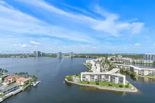1000 W Island Blvd, Aventura, FL 33160 - Photo 56