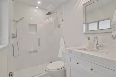 2701 NE 30th St, Fort Lauderdale, FL 33306 - Photo 48