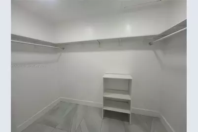 1060 Tyler St, Hollywood, FL 33019 - Photo 12