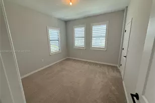 8112 NW 78th St, Tamarac, FL 33321 - Photo 24