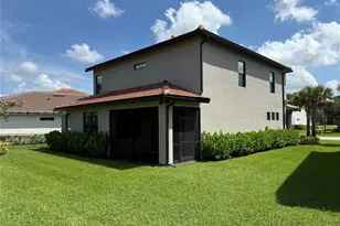 8112 NW 78th St, Tamarac, FL 33321 - Photo 4