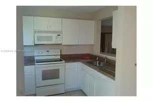 15741 SW 137th Ave, Miami, FL 33177 - Photo 2