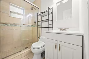 230 NE 5th Ave, Dania Beach, FL 33004 - Photo 22