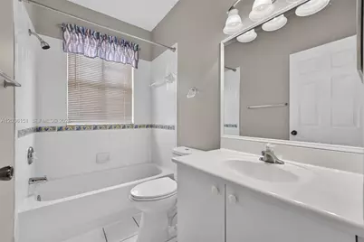 1611 SE 16th St, Homestead, FL 33035 - Photo 22