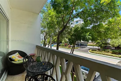 10001 W Bay Harbor Dr #202, Bay Harbor Islands, FL 33154 - Photo 30