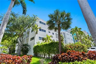 10001 W Bay Harbor Dr, Bay Harbor Islands, FL 33154 - Photo 4