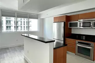 253 NE 2nd St, Miami, FL 33132 - Photo 12