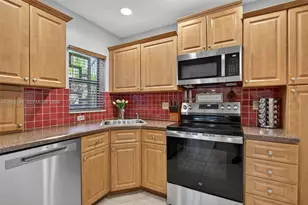 4644 N Carambola Cir N, Coconut Creek, FL 33066 - Photo 12