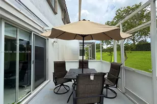 20807 NW 1st St, Pembroke Pines, FL 33029 - Photo 30
