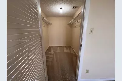1075 Riverside Dr #505, Coral Springs, FL 33071 - Photo 6