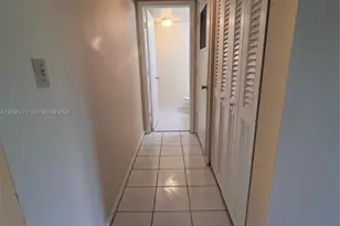 1075 Riverside Dr, Coral Springs, FL 33071 - Photo 10