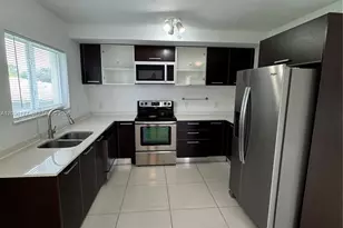820 N 17th Ave, Hollywood, FL 33020 - Photo 14