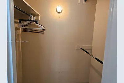 [Address not provided], Hallandale Beach, FL 33009 - Photo 14