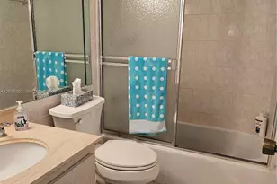 [Address not provided], Hallandale Beach, FL 33009 - Photo 12
