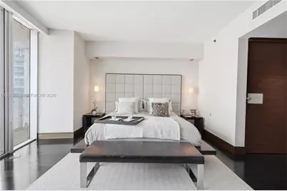 465 Brickell Ave #2101, Miami, FL 33131 - Photo 20