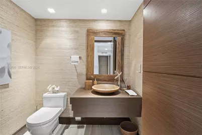 465 Brickell Ave #2101, Miami, FL 33131 - Photo 28