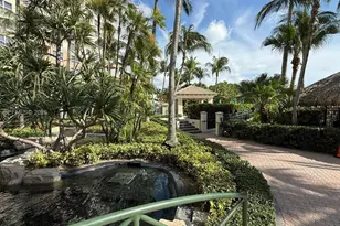 19501 W Country Club Dr, Aventura, FL 33180 - Photo 4