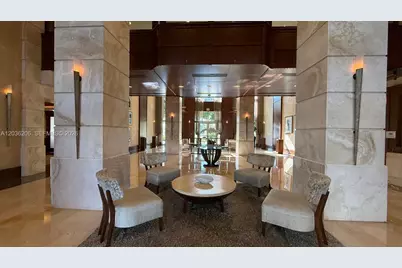 19501 W Country Club Dr #1212, Aventura, FL 33180 - Photo 2