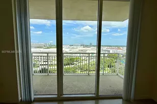 19501 W Country Club Dr, Aventura, FL 33180 - Photo 32