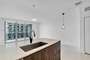 488 NE 18th St, Miami, FL 33132 - Photo 4