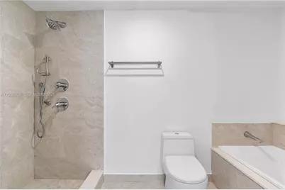 488 NE 18th St #1805, Miami, FL 33132 - Photo 32
