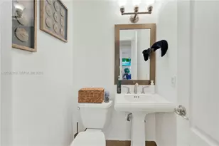 4260 SW 68th Ct, Miami, FL 33155 - Photo 12