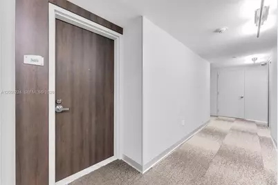 92 SW 3rd St #3611, Miami, FL 33130 - Photo 4