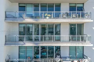 92 SW 3rd St, Miami, FL 33130 - Photo 18
