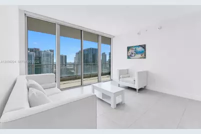 92 SW 3rd St #3611, Miami, FL 33130 - Photo 8