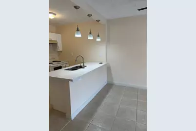 10900 SW 104th St #118, Miami, FL 33176 - Photo 2