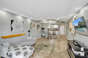 9440 SW 8th St, Boca Raton, FL 33428 - Photo 2