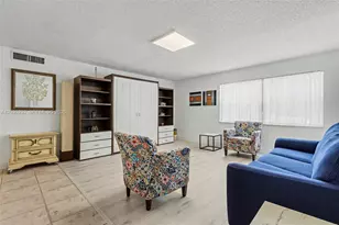 2500 NE 9th St, Fort Lauderdale, FL 33304 - Photo 2