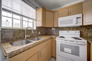 11250 SW 7th St, Sweetwater, FL 33174 - Photo 8