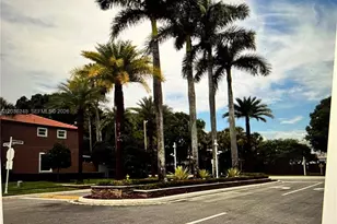 15112 NW 8th St, Pembroke Pines, FL 33028 - Photo 1